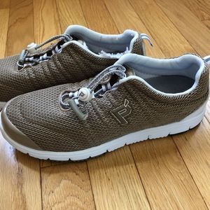 Propet Travelwalker